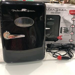 Polar bear mini cooler retro edition